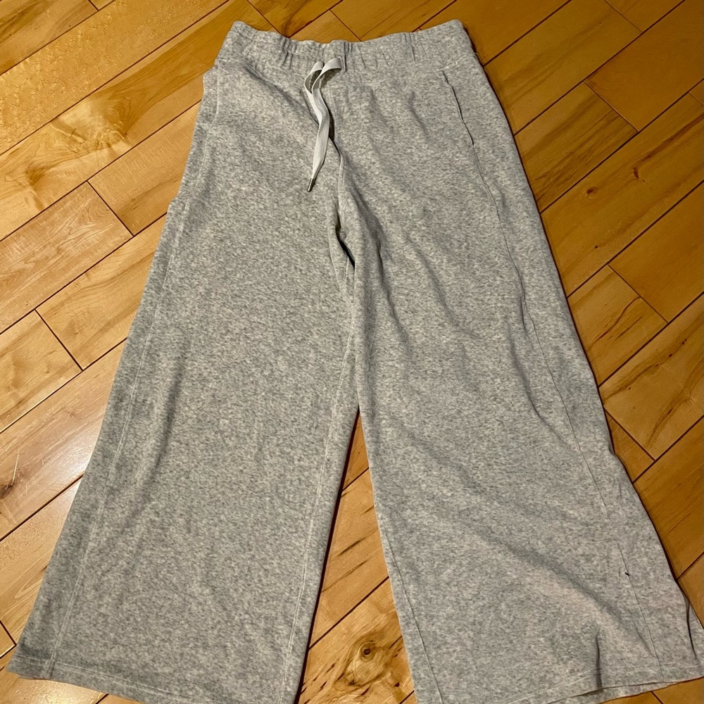 Lulu lemon wide-leg sweat pants